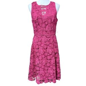 White House Black Market WHBM Crochet Lace Floral Dress Size 6 Berry Red Event